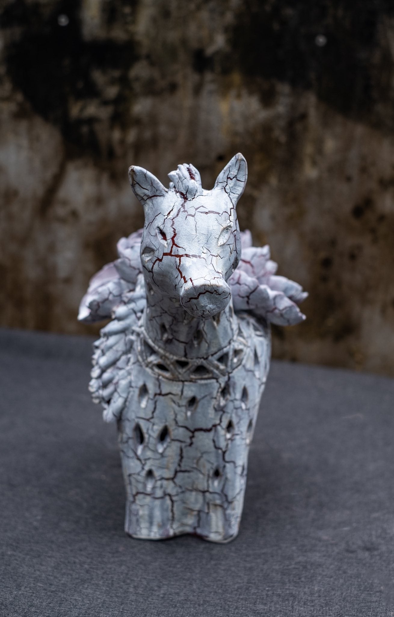 Céleste Céramique – Handgefertigte Keramik-Pferdeskulptur