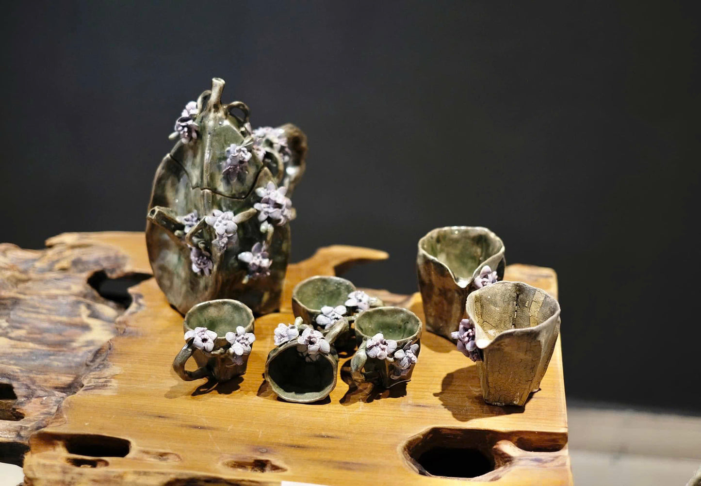 Céleste Céramique - The Whispering Blossom Tea Ceremony Set