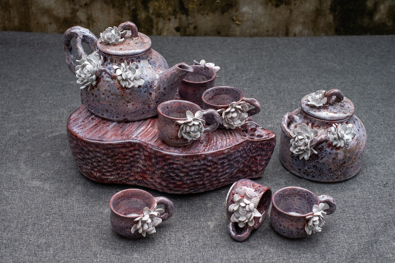 Céleste Céramique - Crimson Blossom Tea Set