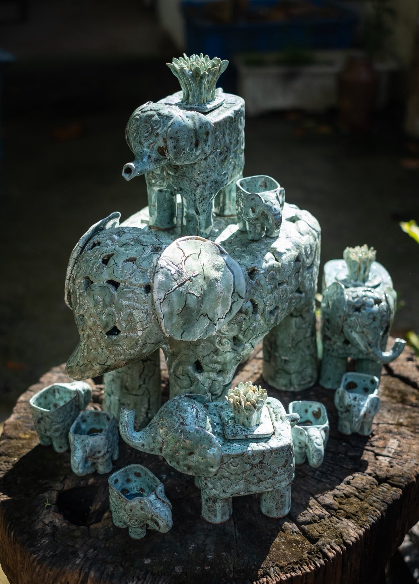 Céleste Céramique - Handcrafted Elephant Ceramic Set