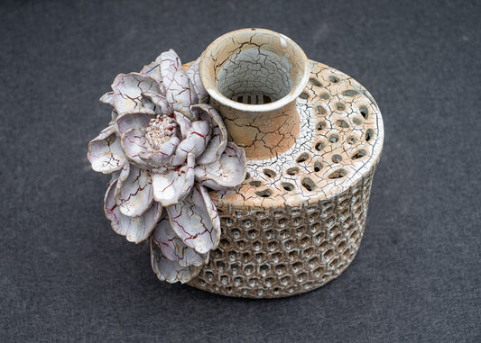 Céleste Céramique - Ivory Bloom Ceramic Vase