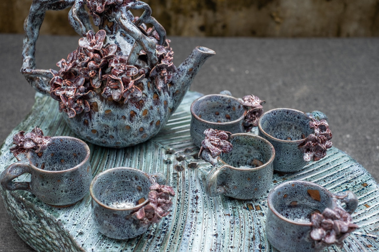 Céleste Céramique - Floral Harmony Tea Set