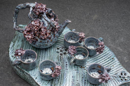 Céleste Céramique - Floral Harmony Tea Set